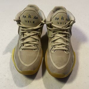 Nike Kyrie 8 N7 Size 10.5 Men’s Rattan/Dust-Wheat Basketball Shoes DM3255-200